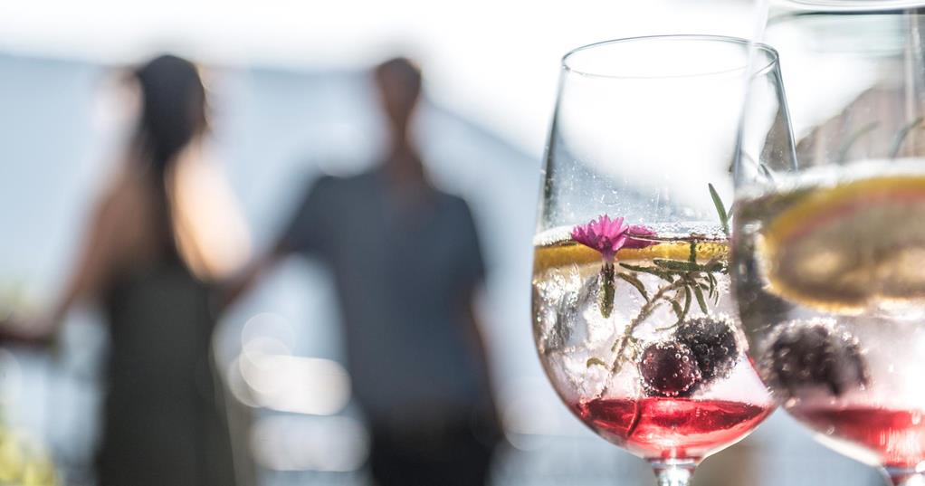 Aperitif auf der Terrasse