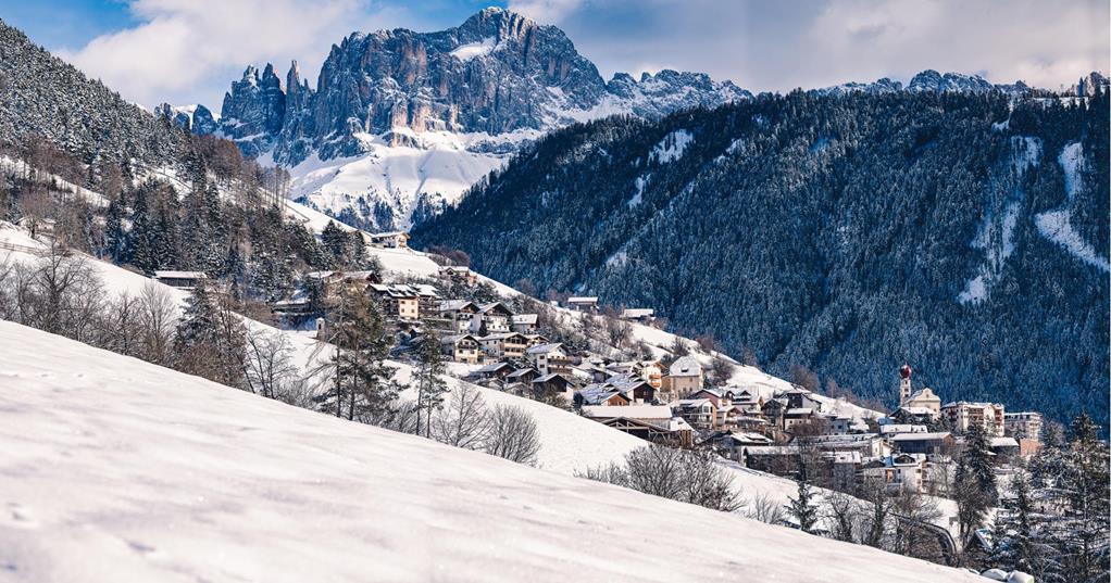 Blick auf Tiers im Winter