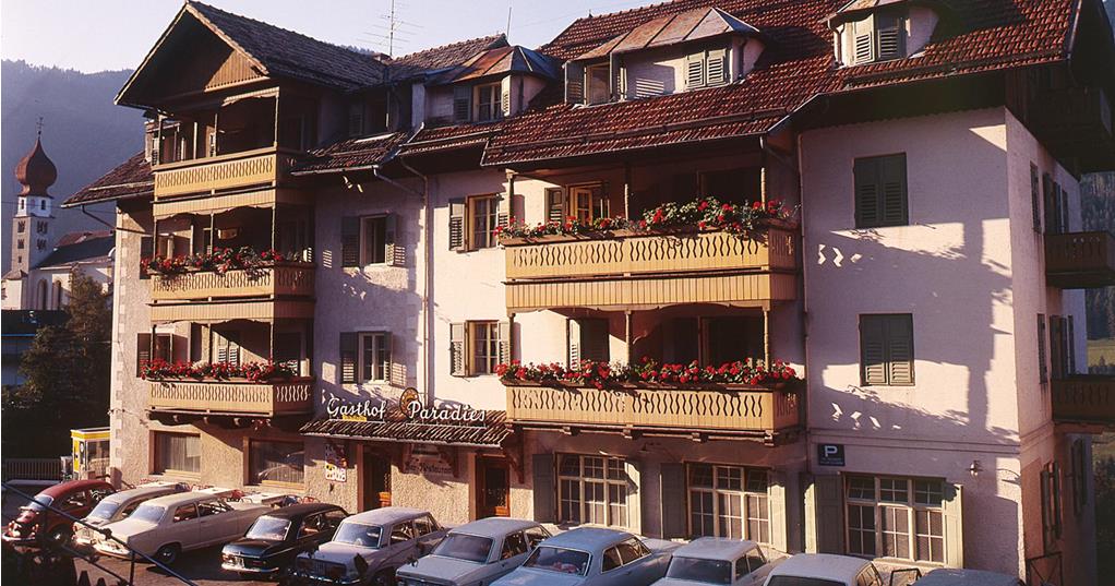 Hotel Paradies in the past